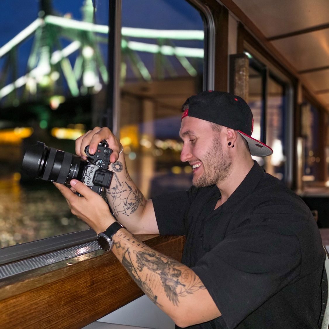 Fotograf aus Renningen bei Stuttgart fotografiert emotionale Hochzeiten und natürliche Portraits.